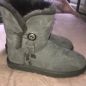 UGG Azalea boots